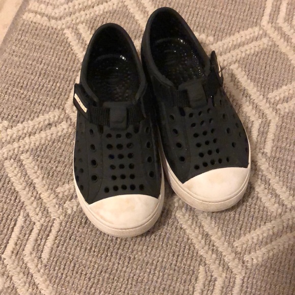 sketchers water sandals